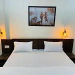 Peaceful Huts Serviced Apartments